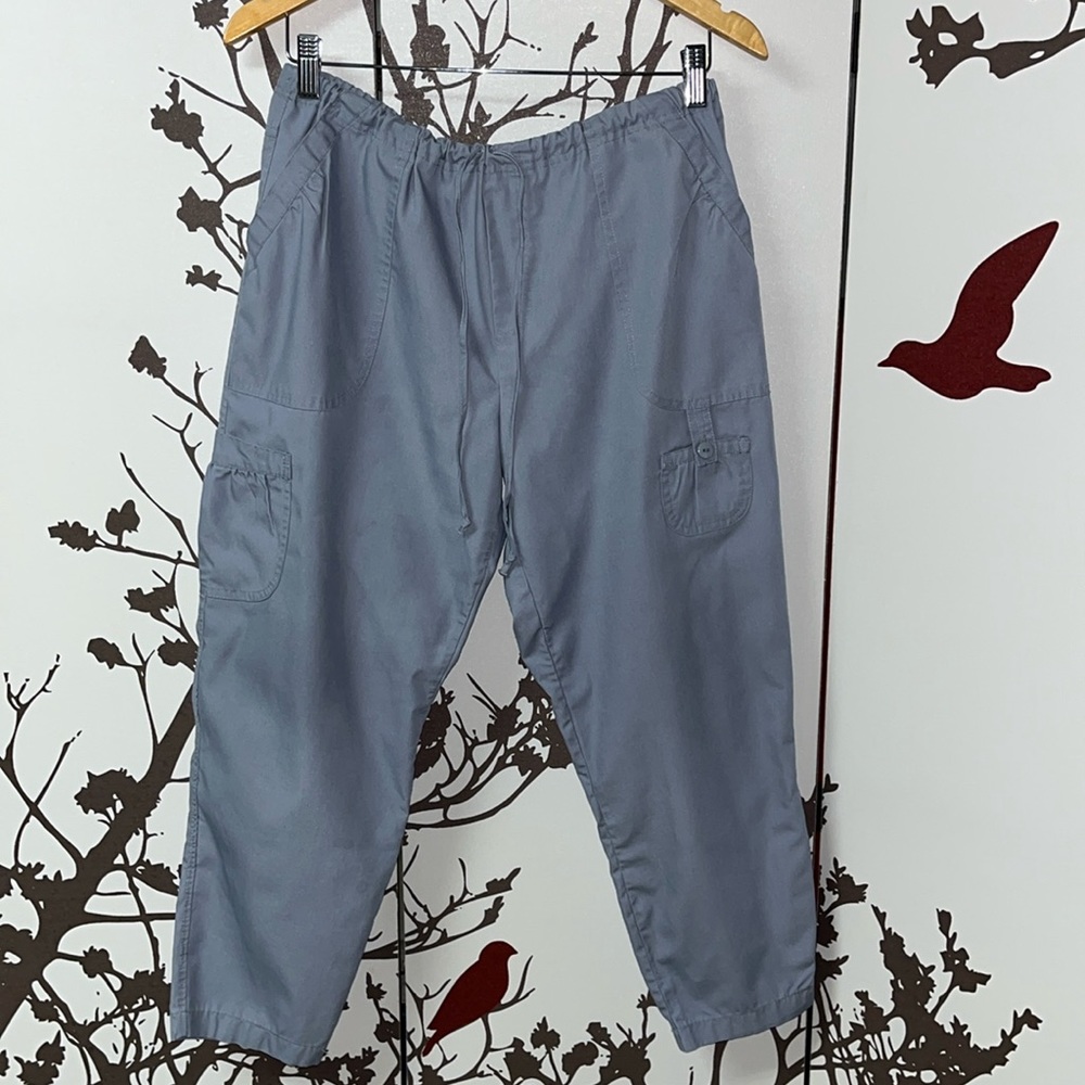 Health PRO Light Grey Size Medium Scrub Bottoms (Pants) $30